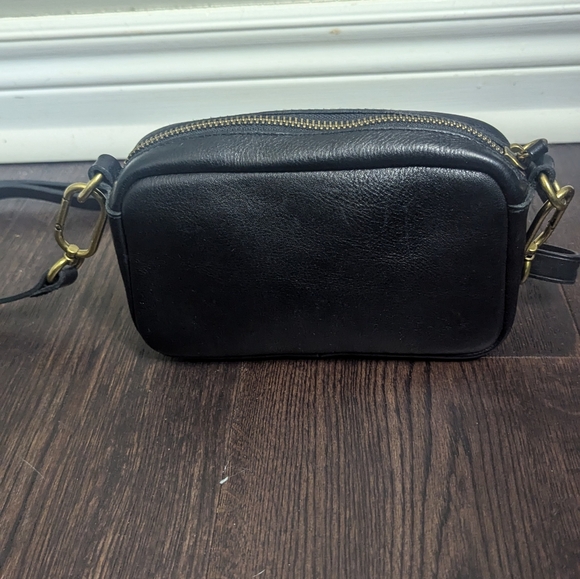 Madewell small carabiner crossbody bag - Picture 3 of 3
